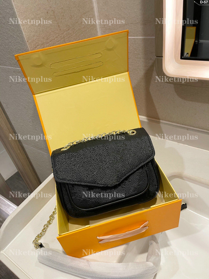 Message Bag Women's Embossed Bags Monograms Letter Flowers Crossbody Classic Black White Cowhide Leather 2022 New Designer Shoulder Handbag, #1
Message Bag Women's Embossed Bags Monograms Letter Flowers Crossbody Classic Black White Cowhide Leather 2022 New Designer Shoulder Handbag, #1