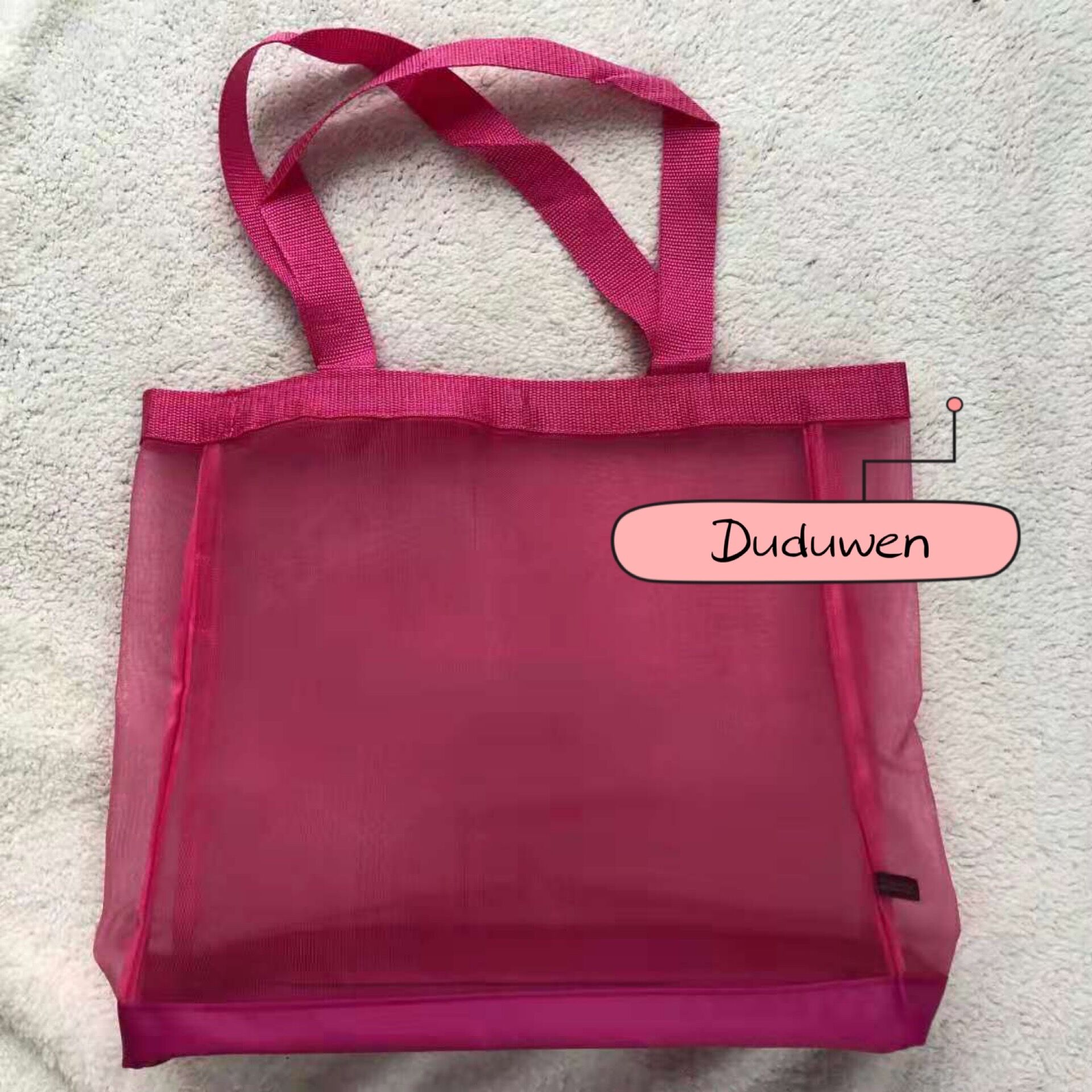 43X35X10CM Smart C pink mesh cosmetic bag female wash makeup bags classical lady fashion Shopping net tote symbol Letters For Travel case
43X35X10CM Smart C pink mesh cosmetic bag female wash makeup bags classical lady fashion Shopping net tote symbol Letters For Travel case
