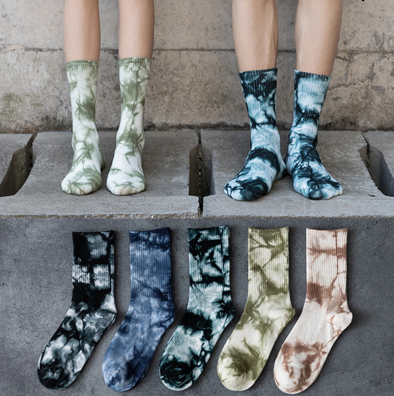 New Fashion Couples Men and Women Socks Cotton Colorful Vortex Tie-dye Harajuku HipHop Skateboard Funny Happy Weed Tube Socks