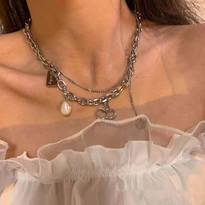 Chains Hollow Cherry Necklace Girls Flower Necklaces Woman Layered Splicing Chain Pendant Silver Color Japanese Zinc Alloy Oorbellen
Chains Hollow Cherry Necklace Girls Flower Necklaces Woman Layered Splicing Chain Pendant Silver Color Japanese Zinc Alloy Oorbellen