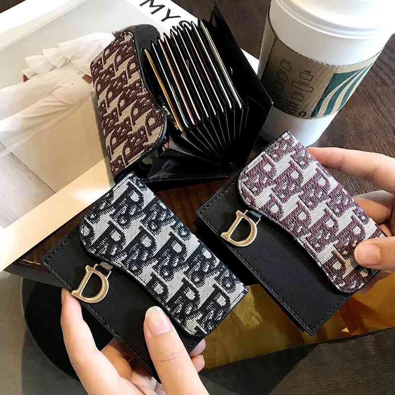 Luxurys Designers France Coin Pouch Real pickup bag women's small, ultra-thin, exquisite, high-grade, mini, simple and fashionable credit bank card holder personality, Black
Luxurys Designers France Coin Pouch Real pickup bag women's small, ultra-thin, exquisite, high-grade, mini, simple and fashionable credit bank card holder personality, Black