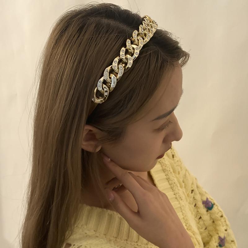 Hair Clips & Barrettes Fashion Rhinestone Headband Women's Simple Luxury Retro Metal 2021 Accessories Jewelry Gift Wholesale
Hair Clips & Barrettes Fashion Rhinestone Headband Women's Simple Luxury Retro Metal 2021 Accessories Jewelry Gift Wholesale
