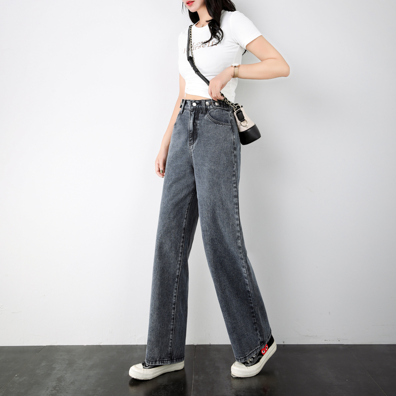 Women Elastic High waist Flare jeans wide leg pants fashion Simple Female casual Denim mom jeans trousers Large size 5XL 6xl, Gray
Women Elastic High waist Flare jeans wide leg pants fashion Simple Female casual Denim mom jeans trousers Large size 5XL 6xl, Gray
