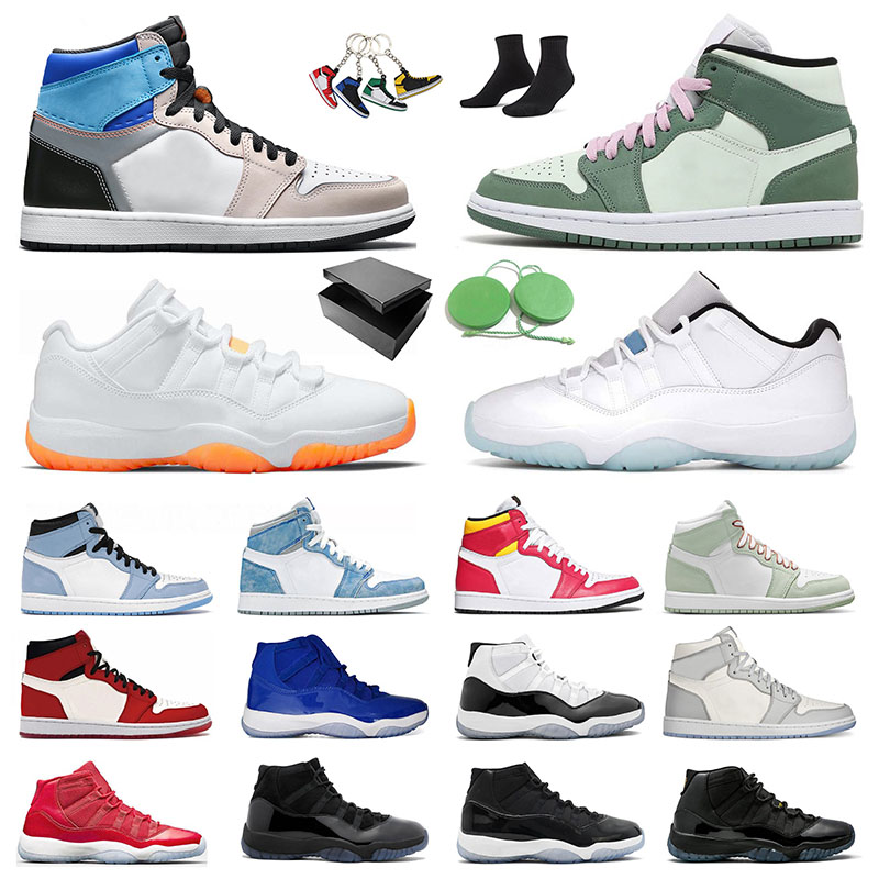 Air Jorden 1s WITH BOX Retro Basketball Shoes Jumpman 1 11 Citrus Low Mens Womens Cactus Jack Dutch Green Mid University Blue High 11s Train
Air Jorden 1s WITH BOX Retro Basketball Shoes Jumpman 1 11 Citrus Low Mens Womens Cactus Jack Dutch Green Mid University Blue High 11s Train