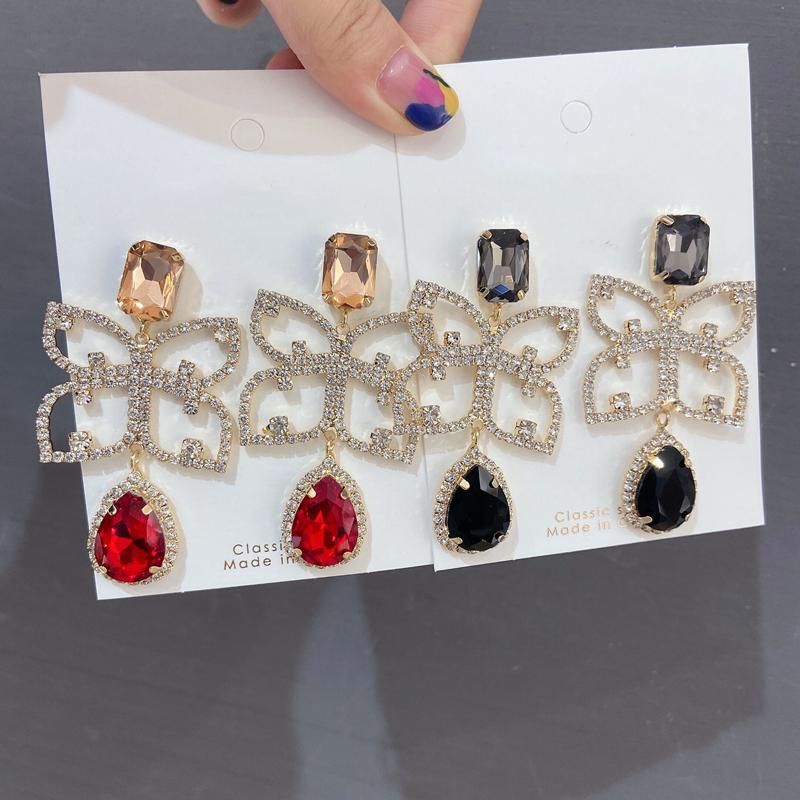Dangle & Chandelier Luxury Korean Rhinestone Hollow Butterfly Flower Earrings For Women Fashion Waterdrop Crystal Party Jewelry
Dangle & Chandelier Luxury Korean Rhinestone Hollow Butterfly Flower Earrings For Women Fashion Waterdrop Crystal Party Jewelry