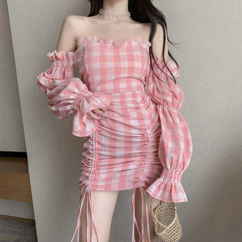 Summer Vintage Plaid Folded Puff Sleeve Slim Plus Size Ulzzang ins Strap Sexy Casual Off Shoulder Party Dress Sweet Women 210608
Summer Vintage Plaid Folded Puff Sleeve Slim Plus Size Ulzzang ins Strap Sexy Casual Off Shoulder Party Dress Sweet Women 210608
