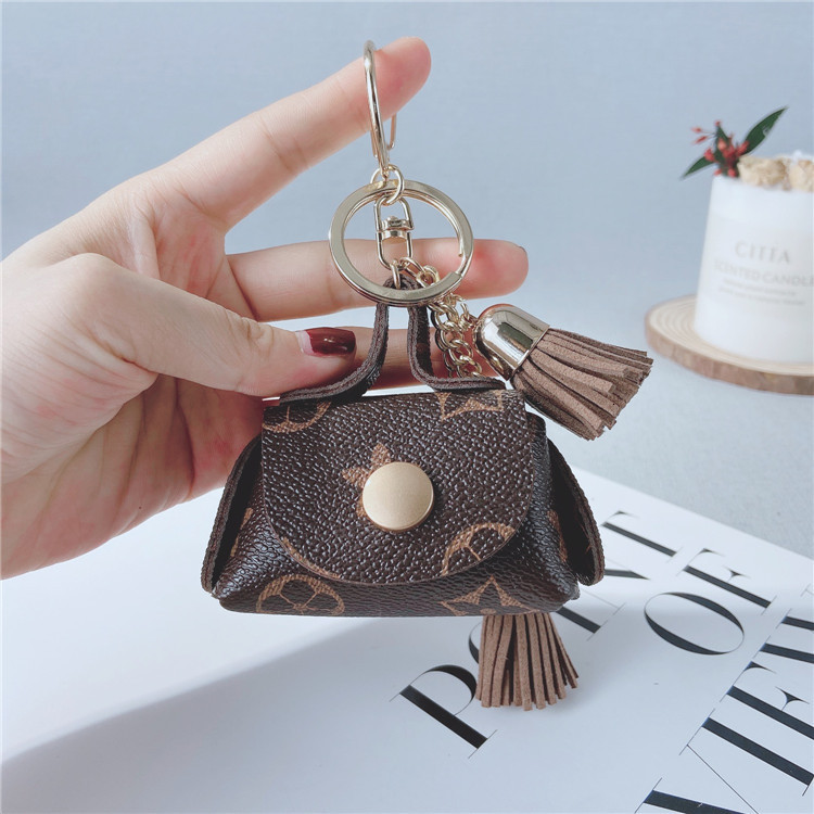 creative old flower leather bag model car key chain fashion lady earphone schoolbag pendant lovely couple, Silver
creative old flower leather bag model car key chain fashion lady earphone schoolbag pendant lovely couple, Silver