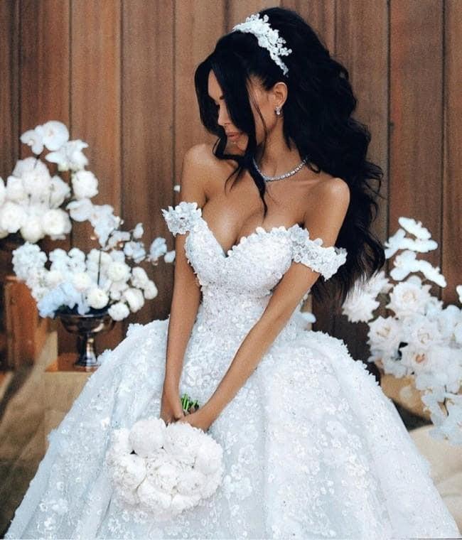 Romantic White Ivory Lace Wedding Dresses Elegant Off Shoulder Arabic A Line Appliques Ruched Long Train Bridal Gowns 0431