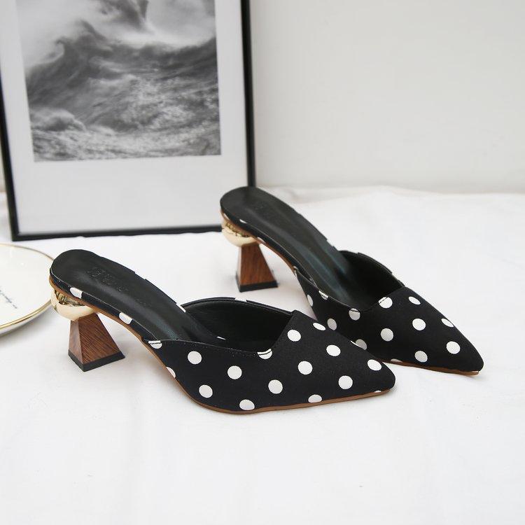 Brand 2021 Fashion Mules Polka Dot Women High Heels for Women Pointed Toe Slip on Flip Flops Slippers A175, Black 
Brand 2021 Fashion Mules Polka Dot Women High Heels for Women Pointed Toe Slip on Flip Flops Slippers A175, Black