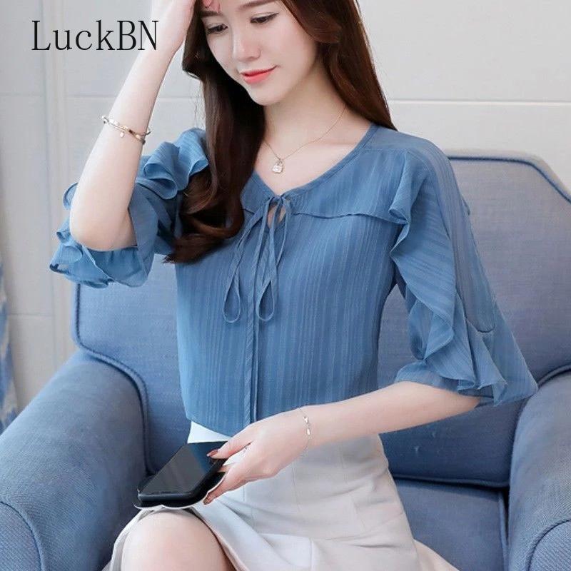 Women' Blouses & Shirts Women Spring Summer Chiffon White Lady Casual Short Sleeve V-neck Blusas Tops Ropa De Verano Mujer 2021, Blue
Women' Blouses & Shirts Women Spring Summer Chiffon White Lady Casual Short Sleeve V-neck Blusas Tops Ropa De Verano Mujer 2021, Blue