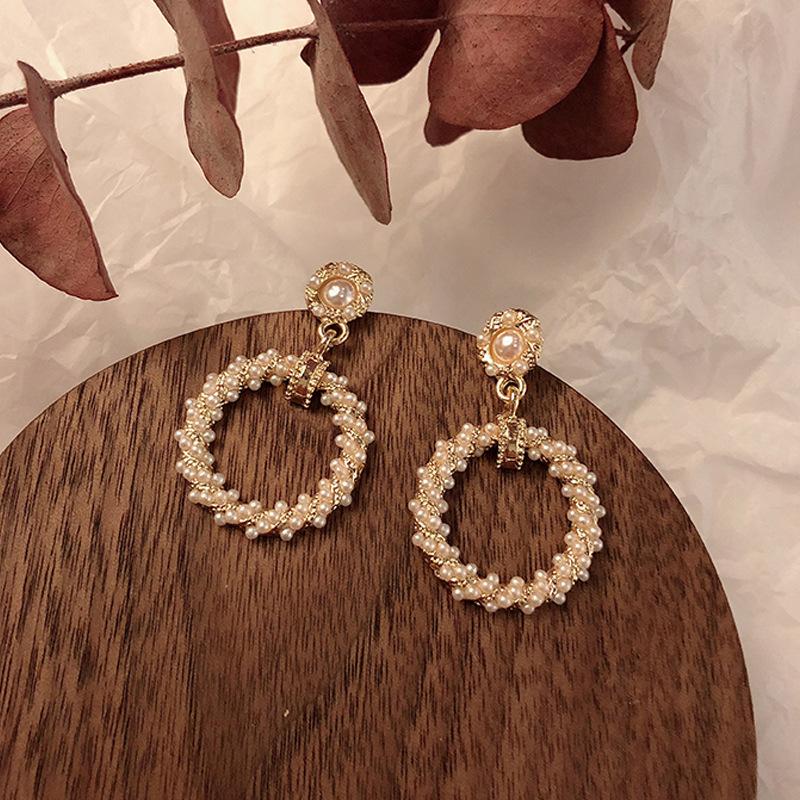 Hoop & Huggie Boho Big Earrings Korean Metal Gold Color Imitation Pearl For Women Statement Retro Drop Fashion Jewelry
Hoop & Huggie Boho Big Earrings Korean Metal Gold Color Imitation Pearl For Women Statement Retro Drop Fashion Jewelry
