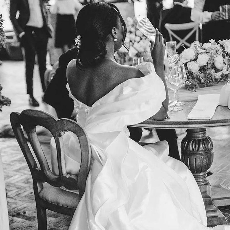 Amazing Mermaid Wedding Dresses With Detachable Train Bridal Gowns Off The Shoulder Neck Side Split Trumpet Satin robe de mariée