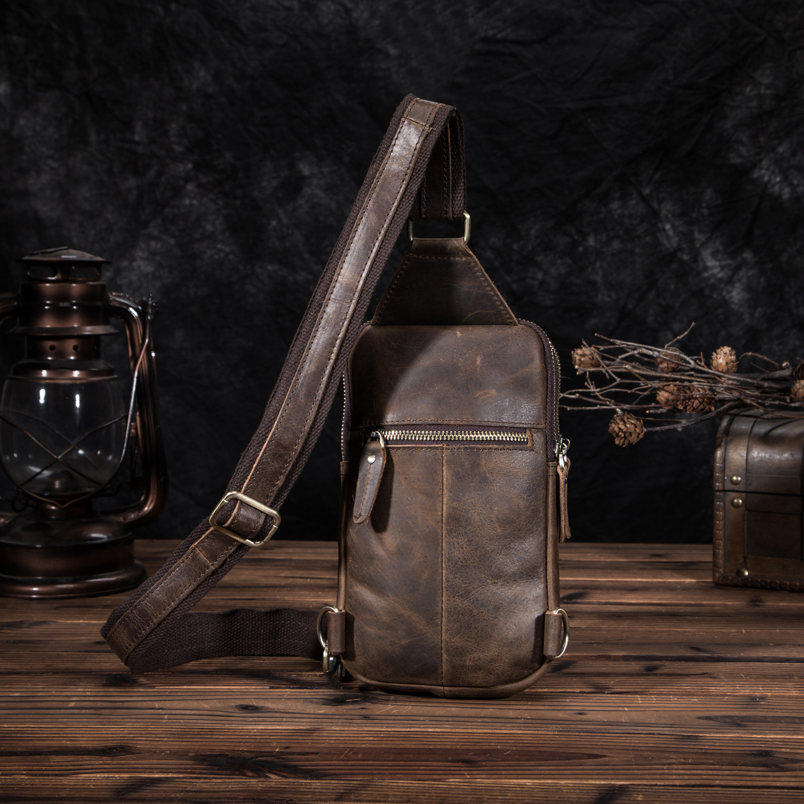 Waist Bags Top Quality Men Original Leather vintage Design Fanny Wasit Chest Pack Bag Sling Crossbody Bag Daypack XB571-db 210305