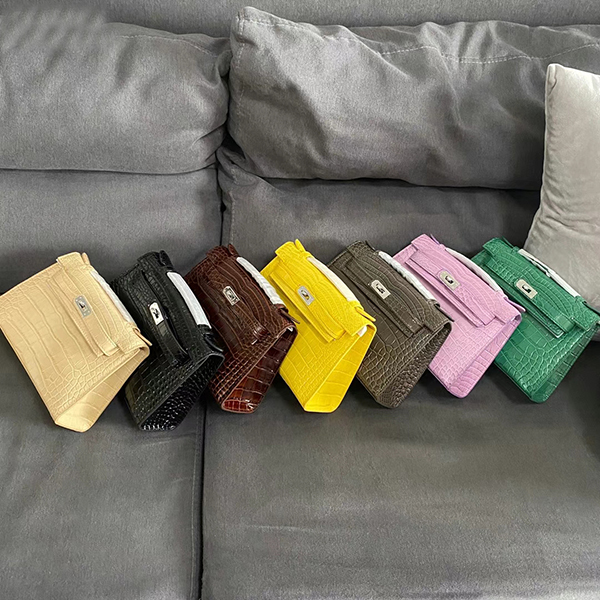 Fashion Genuine leather Top quality bags,men and women shoulder bag, handbags, backpacks, crossbody bags, Waist pack.wallet
Fashion Genuine leather Top quality bags,men and women shoulder bag, handbags, backpacks, crossbody bags, Waist pack.wallet