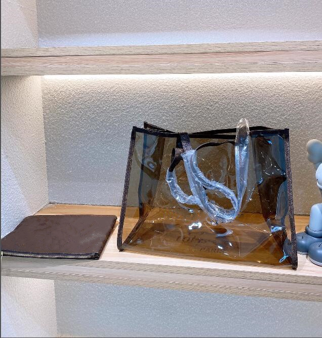 Fashion Design Jelly Shoulder Bag Clear Transparent Bucket PVC Tote Handbag for Bags
Fashion Design Jelly Shoulder Bag Clear Transparent Bucket PVC Tote Handbag for Bags