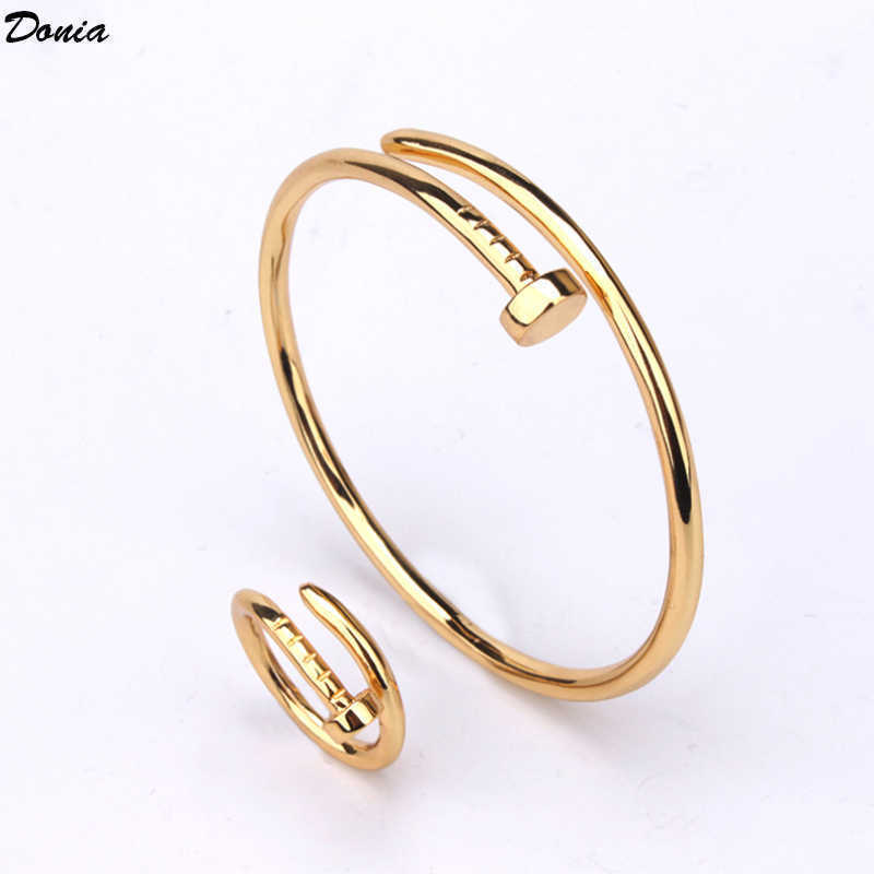 1donia Jewelry Luxury Bangle Nail Set Exaggerated Titanium Steel Micro-inlaid Zircon European and American Fashion Designer Gift
1donia Jewelry Luxury Bangle Nail Set Exaggerated Titanium Steel Micro-inlaid Zircon European and American Fashion Designer Gift