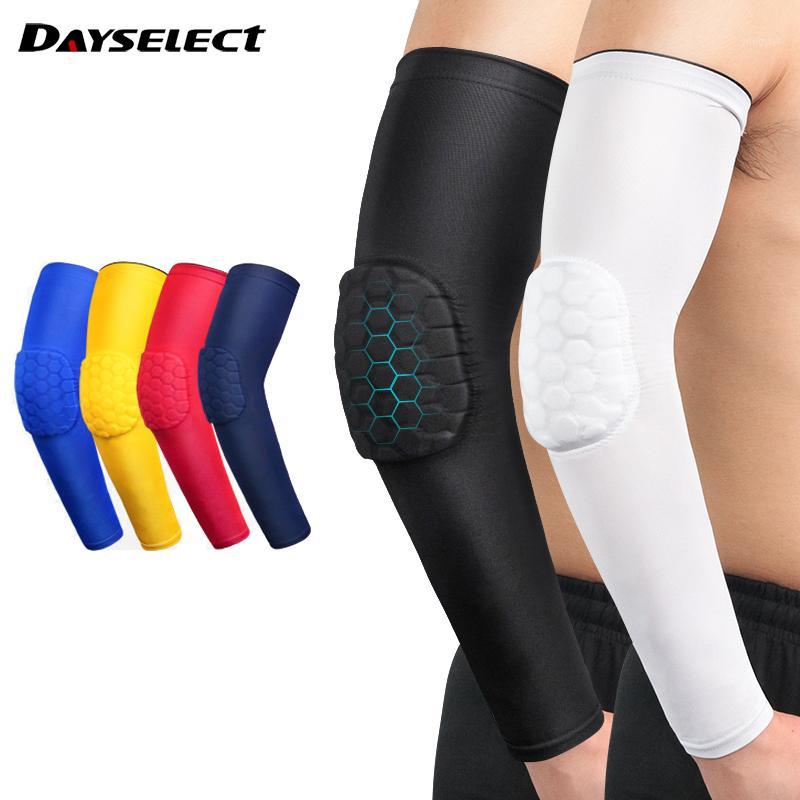 Elbow & Knee Pads 1Pcs Cellular Bubble Basketball Arm Protector Support Running Sleeves Men Women Sports Protective Cover1, Black
Elbow & Knee Pads 1Pcs Cellular Bubble Basketball Arm Protector Support Running Sleeves Men Women Sports Protective Cover1, Black