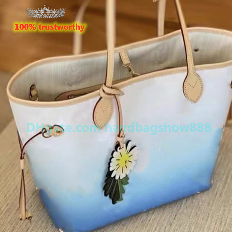Top Quality Women's Totes Handbag Crossbody Designer Bag Gradient Fashion Duplex Printing Different Style Bgs big size wholesale
Top Quality Women's Totes Handbag Crossbody Designer Bag Gradient Fashion Duplex Printing Different Style Bgs big size wholesale