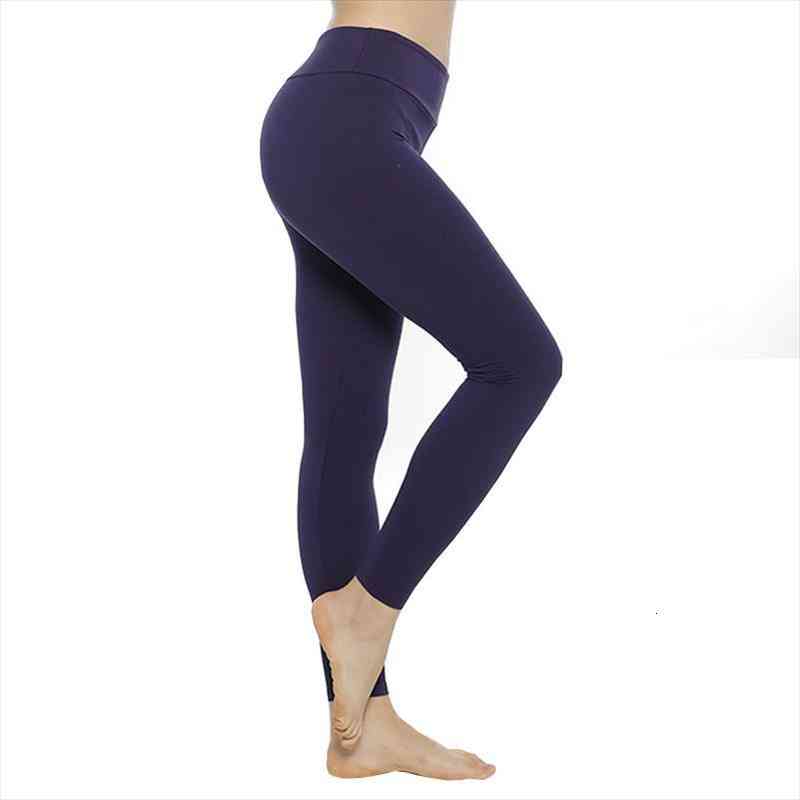 women plus size xxl-xxxl leggings buttery soft for women polyester spandex for ladies 60-110kg, Black 
women plus size xxl-xxxl leggings buttery soft for women polyester spandex for ladies 60-110kg, Black