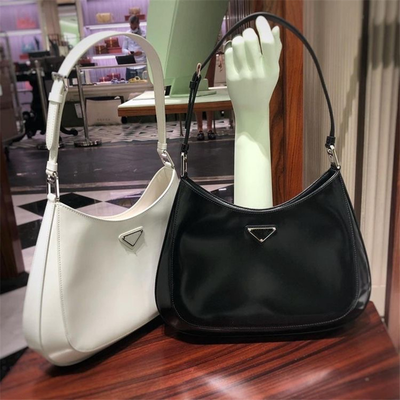 Cleo Underarm bag Shoulder bags Women handbags shiny Leather Designer Crossbody Tote female purse Wallets
Cleo Underarm bag Shoulder bags Women handbags shiny Leather Designer Crossbody Tote female purse Wallets