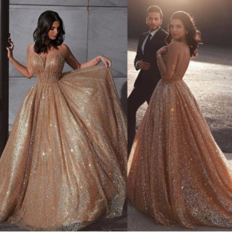 2021 Gold Prom Dresses Wear Illusion Crystal Long Sleeves Beading Evening Gown Floor Length Party Dress Prom Gowns Open Back Robes De Soirée