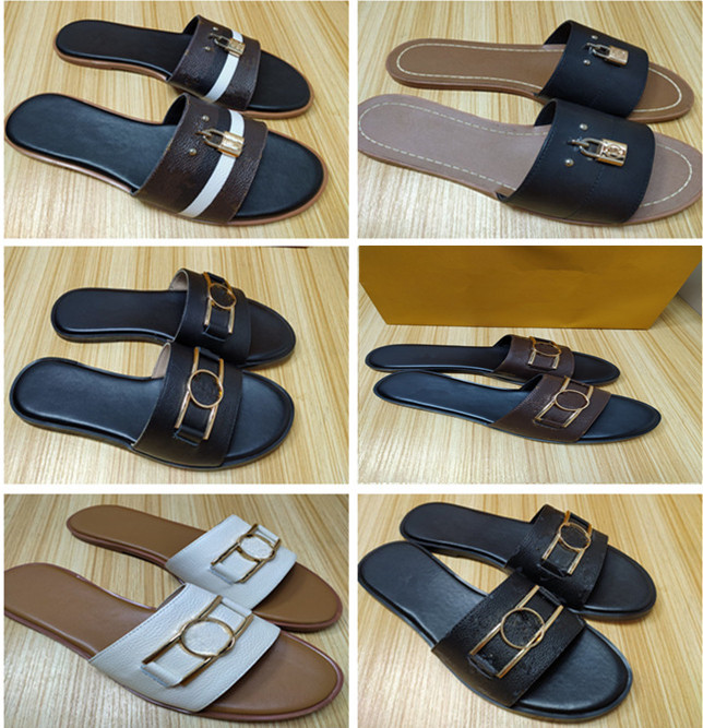 2021 Women fashion summer lock shoes slipper Graffiti Sandals genuine cowhide leather with logo box Flat slippers Large size 35-43, Multi
2021 Women fashion summer lock shoes slipper Graffiti Sandals genuine cowhide leather with logo box Flat slippers Large size 35-43, Multi