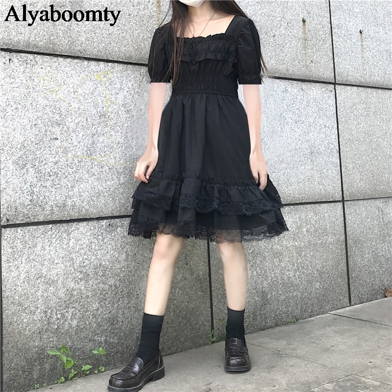 Japanese Harajuku Summer Women Black Mini Dress Square Collar High Waist Puff Sleeve Dress Gothic Lace Ruffles Cosplay Dresses 210303
