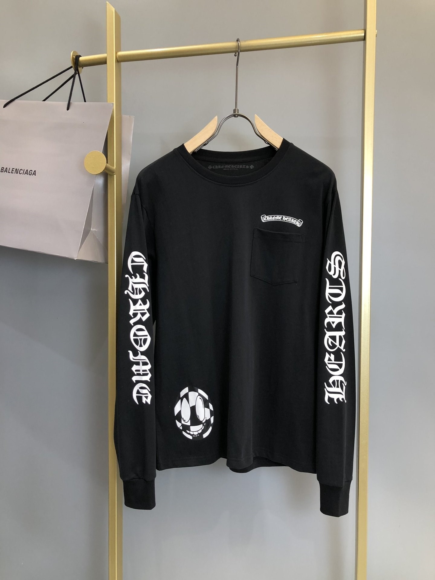 OutletCH Hearts Chrome / crosin 20 new ch jacquard crew neck T-shirt casual fashion print bottomed shirt long sleeve men and women, Black
OutletCH Hearts Chrome / crosin 20 new ch jacquard crew neck T-shirt casual fashion print bottomed shirt long sleeve men and women, Black