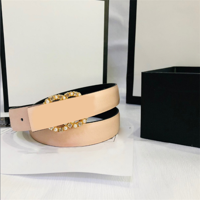 Classic quality genuine leather with box men belts women gold silver buckle, Packaging bags
Classic quality genuine leather with box men belts women gold silver buckle, Packaging bags