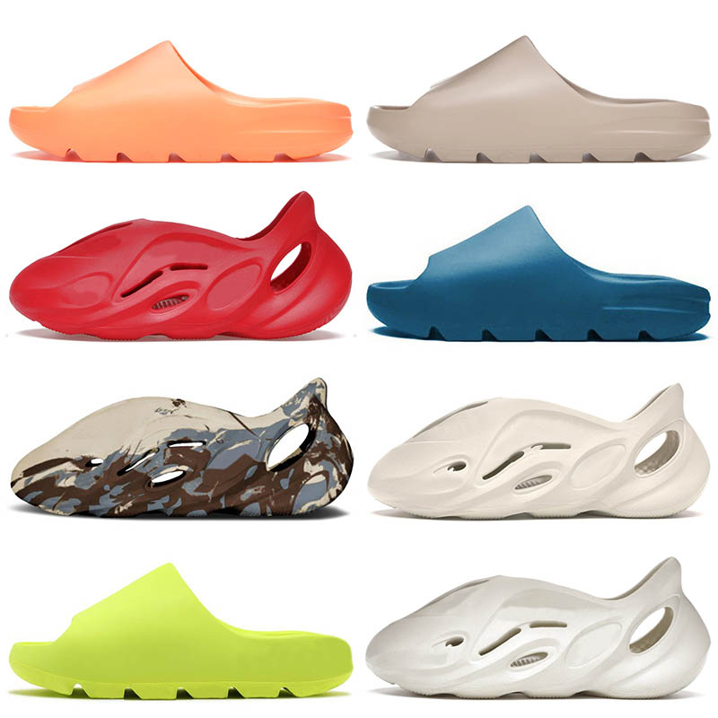 New Designer Slipper Shoes Womens Mens Slide Foam Runner Triple White Moon Gray Enflame Orange Desert Sand Black Ararat Yeezy Kid Sandles With Box, A30 36-47
New Designer Slipper Shoes Womens Mens Slide Foam Runner Triple White Moon Gray Enflame Orange Desert Sand Black Ararat Yeezy Kid Sandles With Box, A30 36-47
