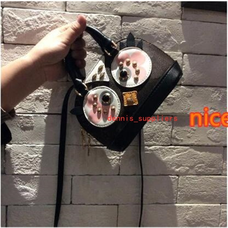 New ! Love Bird Women Shell Handbags Designer Shoulder Bag 61708 Purse, Payment link
New ! Love Bird Women Shell Handbags Designer Shoulder Bag 61708 Purse, Payment link