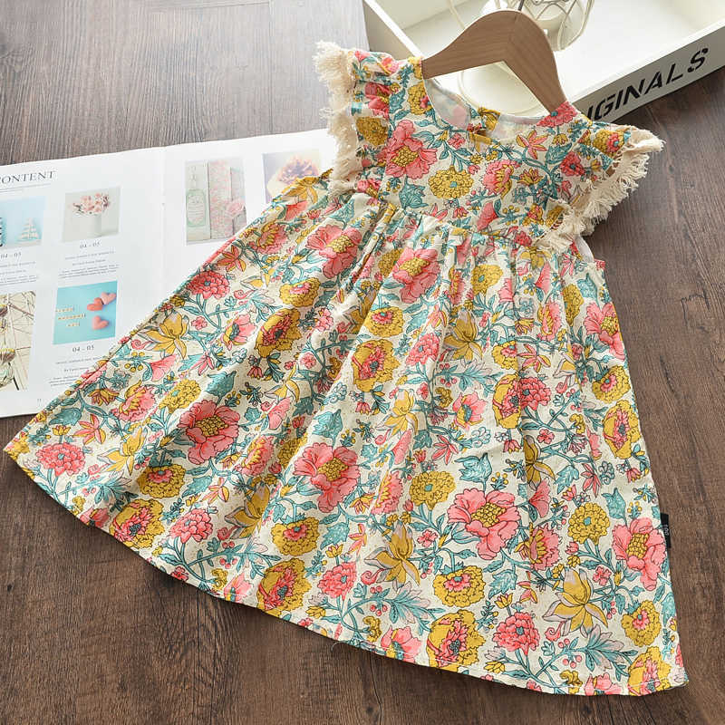 Bear Leader Girls Floral Sweet Dresses Summer Children Lace Patchwork Clothes Sleeveless Princess Dress Baby Cute Costumes 210708