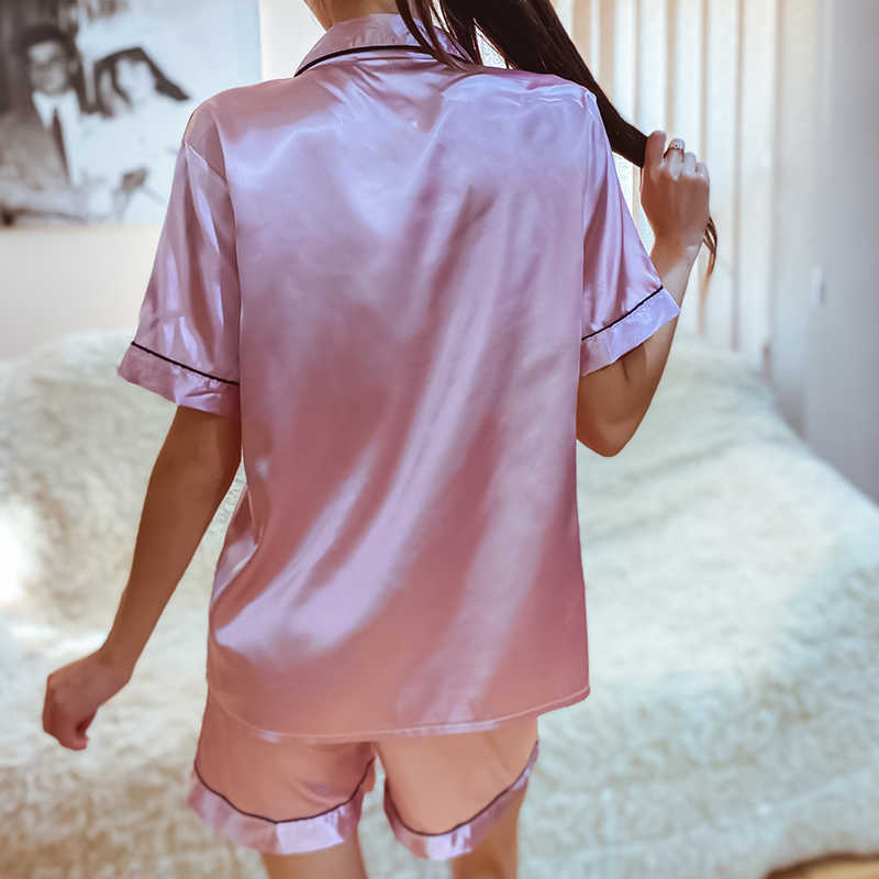 Spring Summer Women Faux Silk Pajamas Set Simple Pure Color Leisure Nightwear Short Sleeves Silky Sleepwear 210924