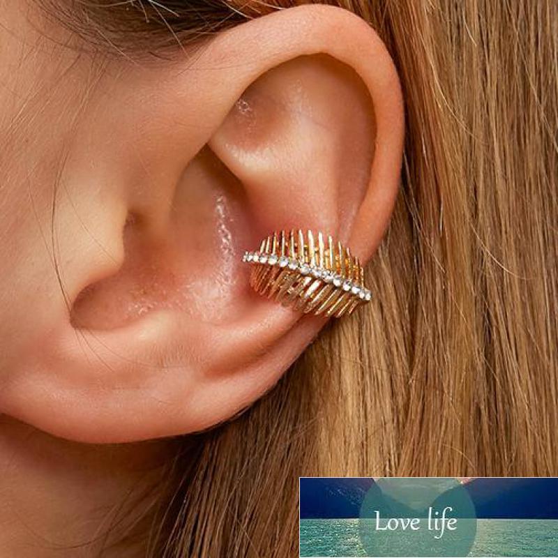 Korean Crystal Leaf Clip Earrings For Women Earing Without Hole Jewelry Fake Earrings Creative Fishbone Shape Clip Earings Gift Factory price expert design Quality
Korean Crystal Leaf Clip Earrings For Women Earing Without Hole Jewelry Fake Earrings Creative Fishbone Shape Clip Earings Gift Factory price expert design Quality