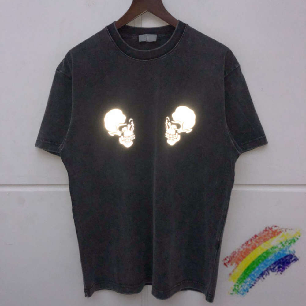 Reflective T shirt Men Women Unisex Top Tees T-shirts 2021ss, Black;white
Reflective T shirt Men Women Unisex Top Tees T-shirts 2021ss, Black;white