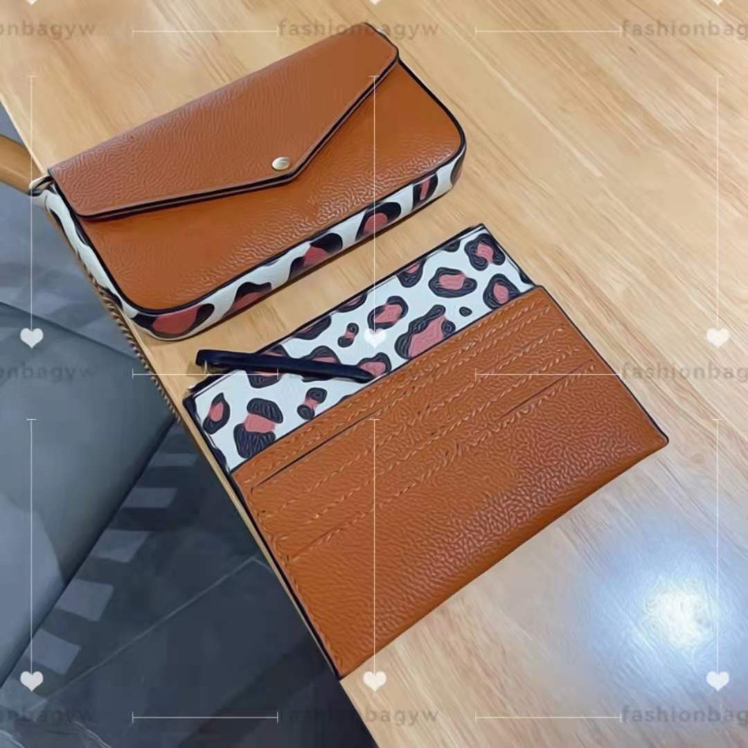 Classic leopard print shoulder bag Pochette Felicie wallet crossbody three piece purse Women handbags Messenger chain bags Multipurpose Ss21handbag 17CM, 6777777777
Classic leopard print shoulder bag Pochette Felicie wallet crossbody three piece purse Women handbags Messenger chain bags Multipurpose Ss21handbag 17CM, 6777777777