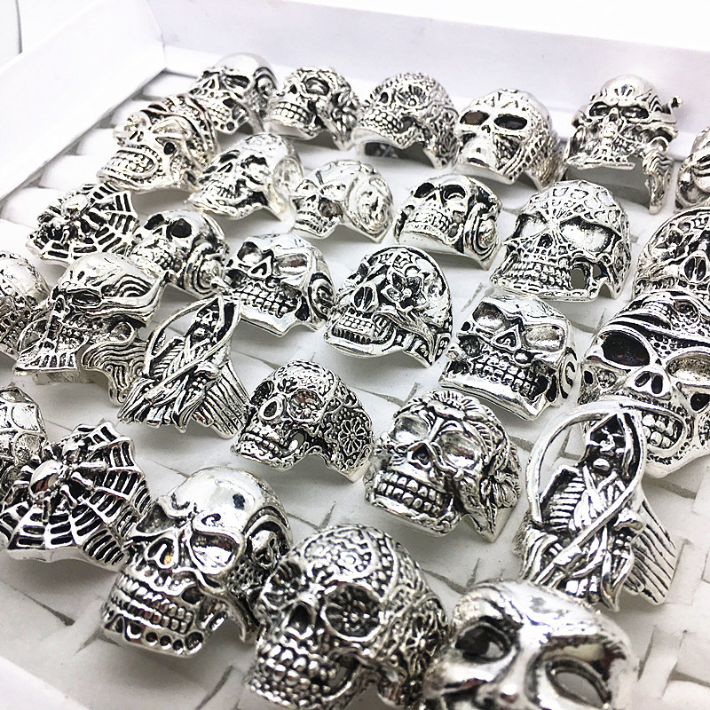 30pcs skull rings men punk rock silver metal women bikers skeleton rings vintage jewelry gifts patry whole lots bulk brand new