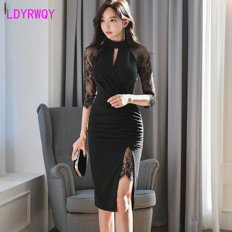 summer Korean ladies slim folds split stitching lace bag hip dress Solid Knee-Length Regular 210603, Black
summer Korean ladies slim folds split stitching lace bag hip dress Solid Knee-Length Regular 210603, Black