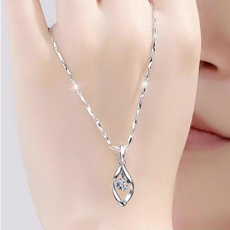 Chains 925 Sterling Silver Fashion Luxury Zircon Twist Leaf Pendant Clavicle Necklaces For Women Girls Party Choker Jewelry 3Y627
Chains 925 Sterling Silver Fashion Luxury Zircon Twist Leaf Pendant Clavicle Necklaces For Women Girls Party Choker Jewelry 3Y627