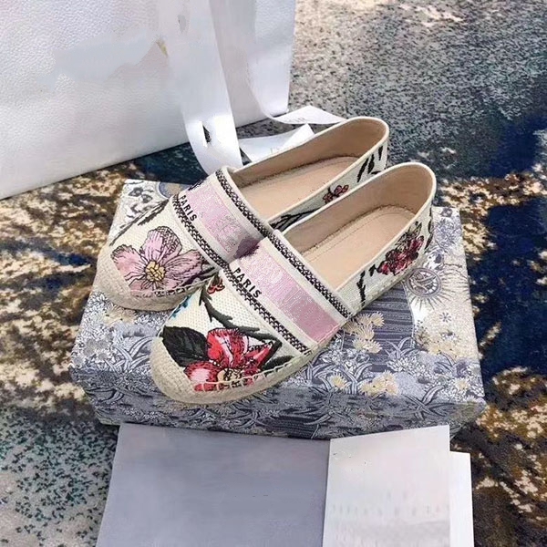 G shoes platform vintage sandalluxury Espadrilles Plate-forme designer womenluxe sandale fisherman shoes size 35-41 letters KJJJ0003
G shoes platform vintage sandalluxury Espadrilles Plate-forme designer womenluxe sandale fisherman shoes size 35-41 letters KJJJ0003