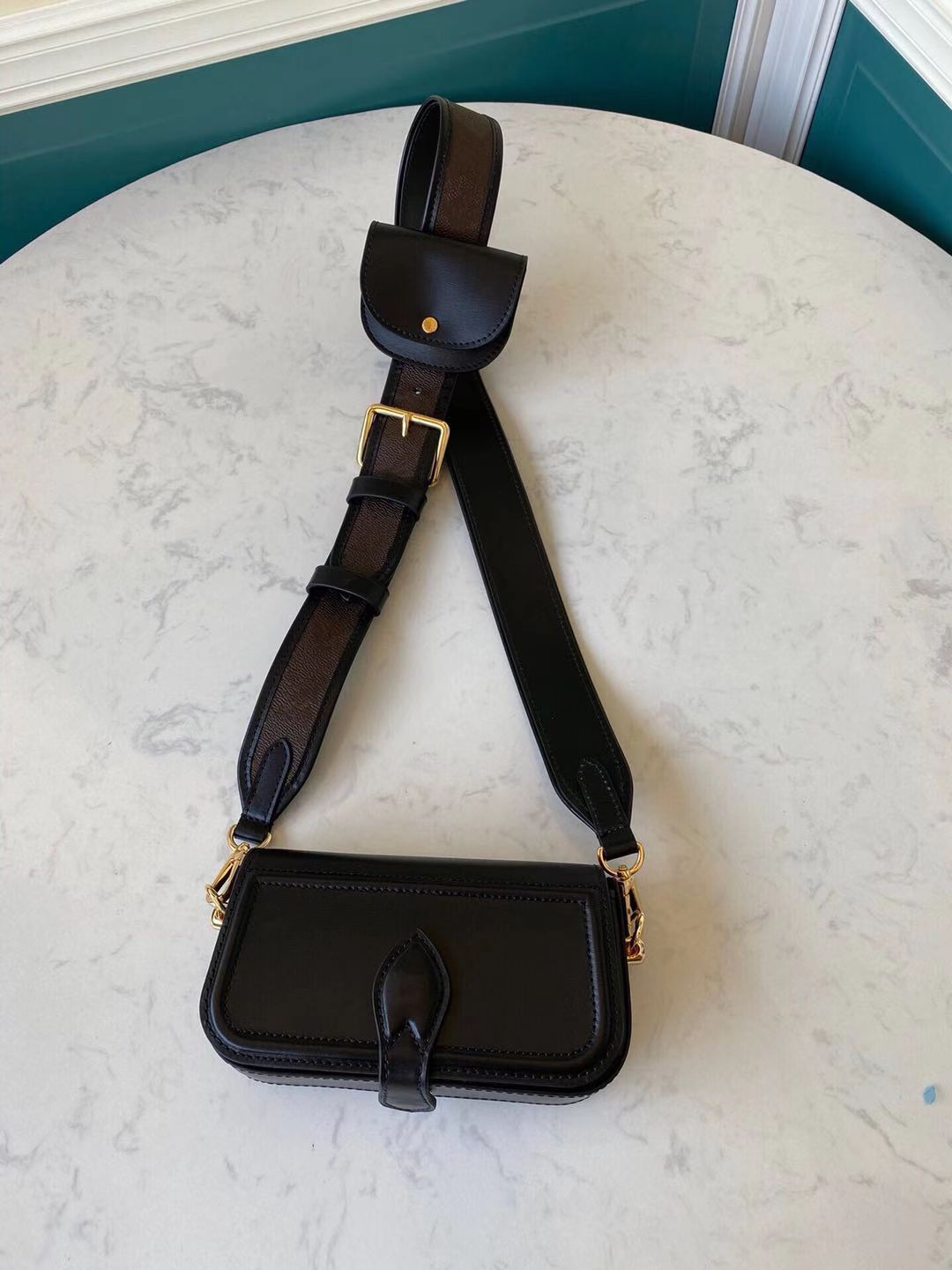 Fashion Genuine leather cross body bag twin set satchel fashion shoulder bag handbag for men presbyopic mini package shoulder bag ladyM69841
Fashion Genuine leather cross body bag twin set satchel fashion shoulder bag handbag for men presbyopic mini package shoulder bag ladyM69841