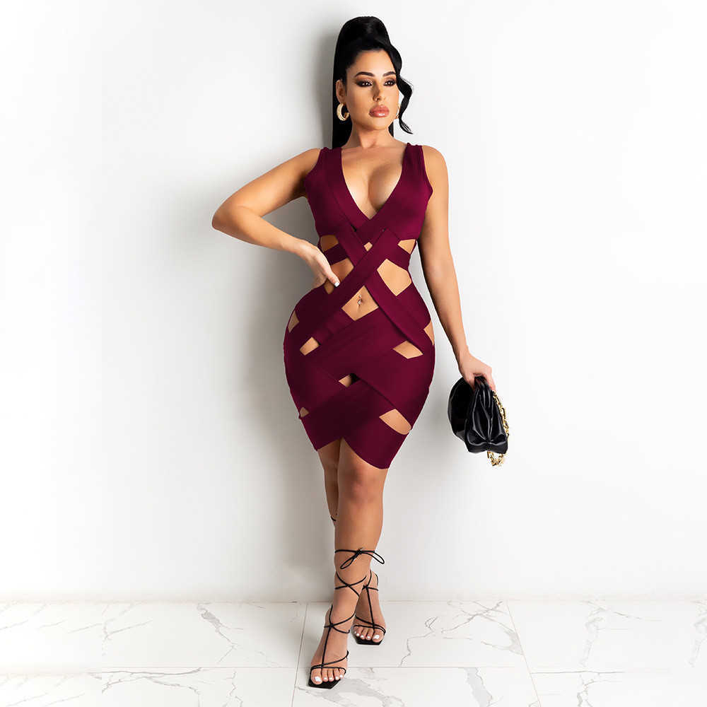 Hollow Out V Neck Sexy Dress Women Summer Weave Sleeveless Backless Bandage es Female Party Clubwear Bodycon Mini 210526