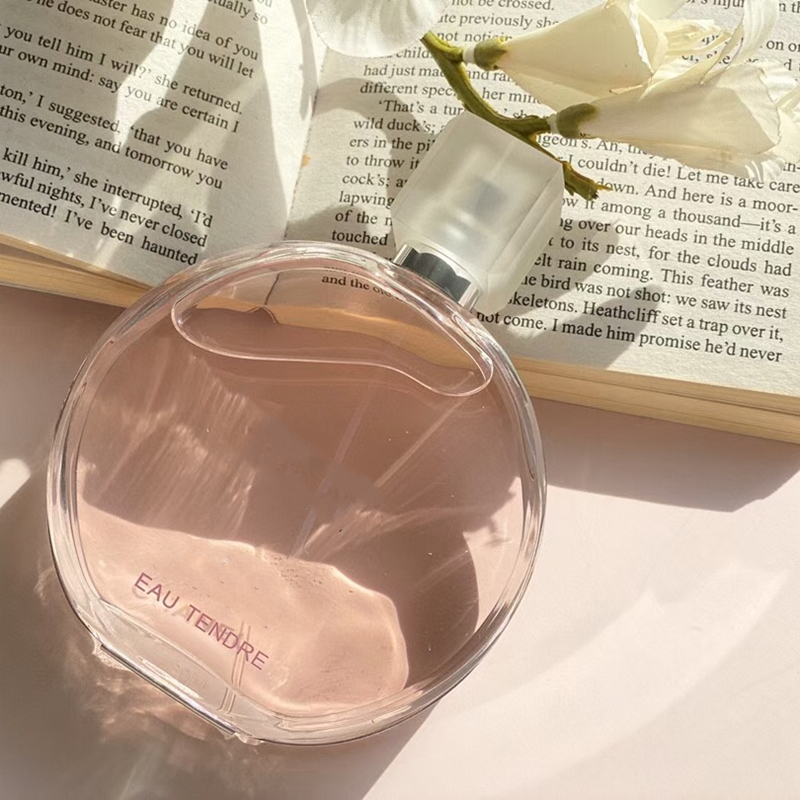 SALES !!! Perfume for Women Spray Transparent Bottle EAU TENDRE 100ml EDP Fruity Aroma High Qualtiy
SALES !!! Perfume for Women Spray Transparent Bottle EAU TENDRE 100ml EDP Fruity Aroma High Qualtiy