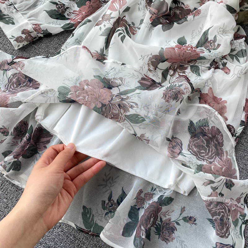 Spring Summer Fashion Women V-neck Pleated Slim Chiffon Floral Print Package Hip Dress Elegant Vestidos De Mujer R061 210527