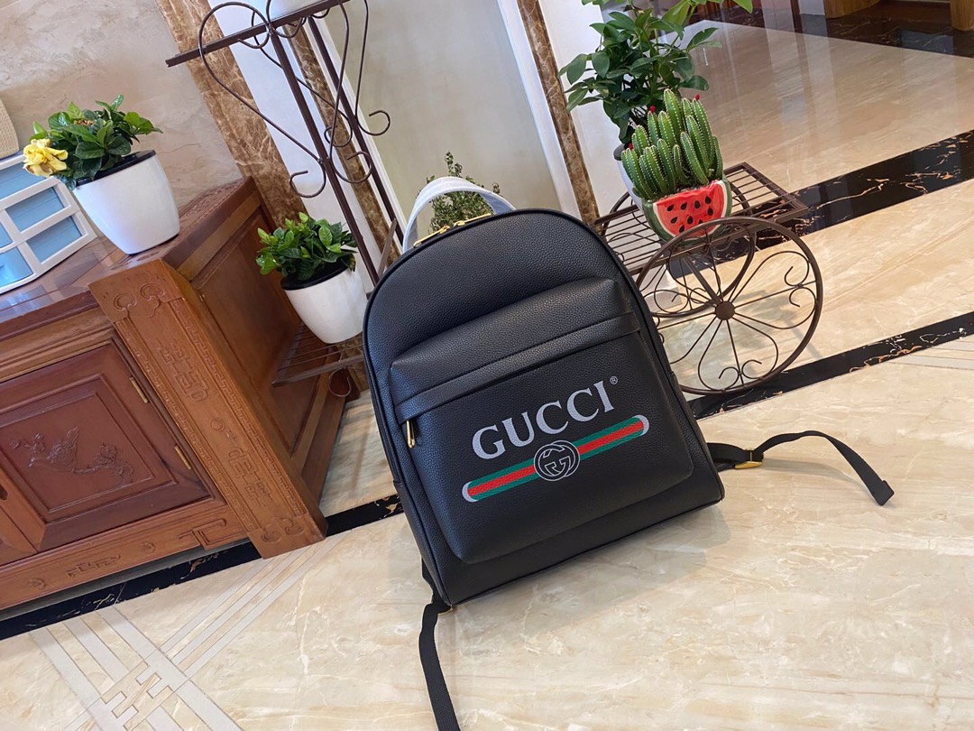 GUCCI Wholesale High-end Fashion GG bag backpackBags Phone pocket DesignerBag Genuine Leather Retro Classic letter
GUCCI Wholesale High-end Fashion GG bag backpackBags Phone pocket DesignerBag Genuine Leather Retro Classic letter