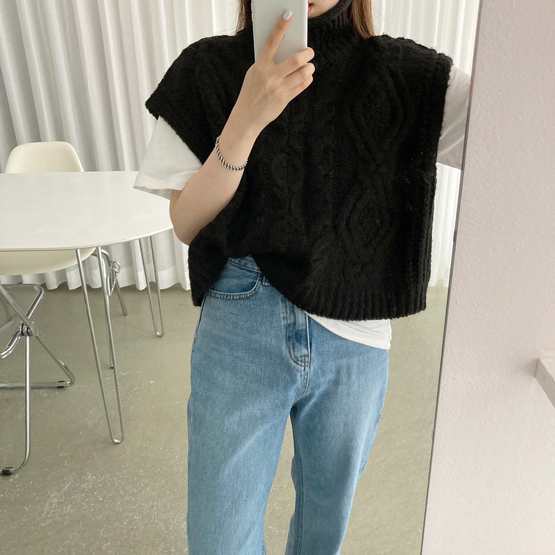 Autumn Winter Turtleneck Sleeveless Sweater Vest Women Fashion Twist Pattern Short Pullover Waistcoat Casual Loose Knitwear Tops 210218