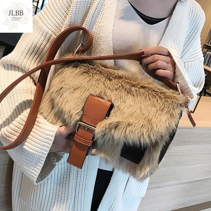 Fashion Fur Women Shoulder Bags Deisgner Big Crossbody Bag Large Capacity Totes Flap Female Winter Wild Hairy Messenger Bag 2021, Black
Fashion Fur Women Shoulder Bags Deisgner Big Crossbody Bag Large Capacity Totes Flap Female Winter Wild Hairy Messenger Bag 2021, Black