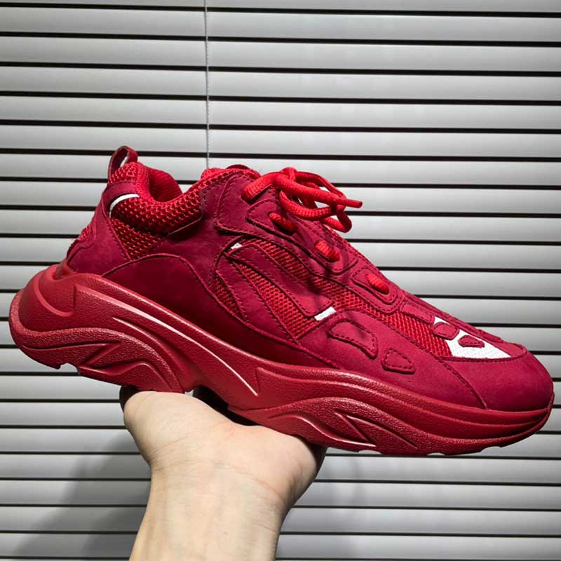Red bone runner SPORTS SHOES INSPIRED BY RETRO SNEAKERS Mens or womens designer party models with original box delivery
Red bone runner SPORTS SHOES INSPIRED BY RETRO SNEAKERS Mens or womens designer party models with original box delivery