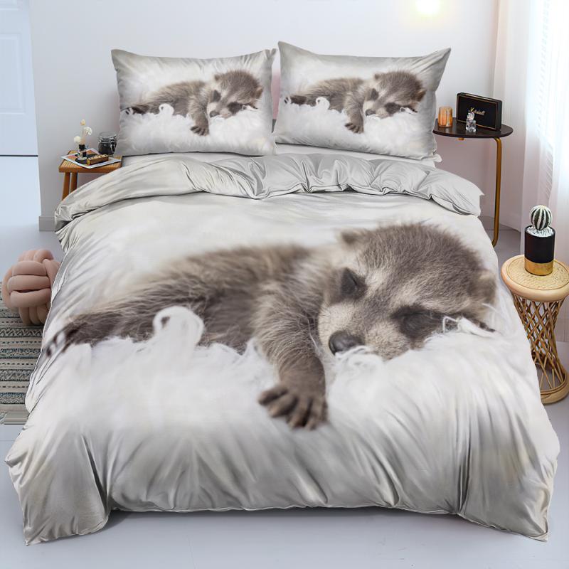 Bedding Sets 100% Microfiber Set Cute Raccoon Quilt Cover With Pillow Shams Comfortable Bed Linen For Bedroom Twin Full King
Bedding Sets 100% Microfiber Set Cute Raccoon Quilt Cover With Pillow Shams Comfortable Bed Linen For Bedroom Twin Full King