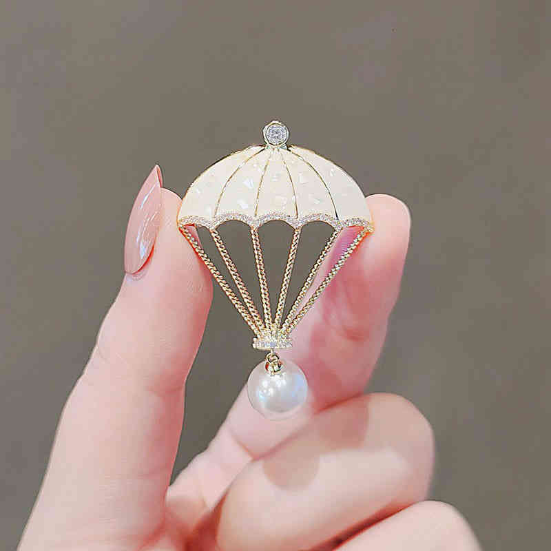 2021 Design Parachute Brooch Female Personality Pin Collar Sweater Suit Accessories Anti Light Fixing Buckle